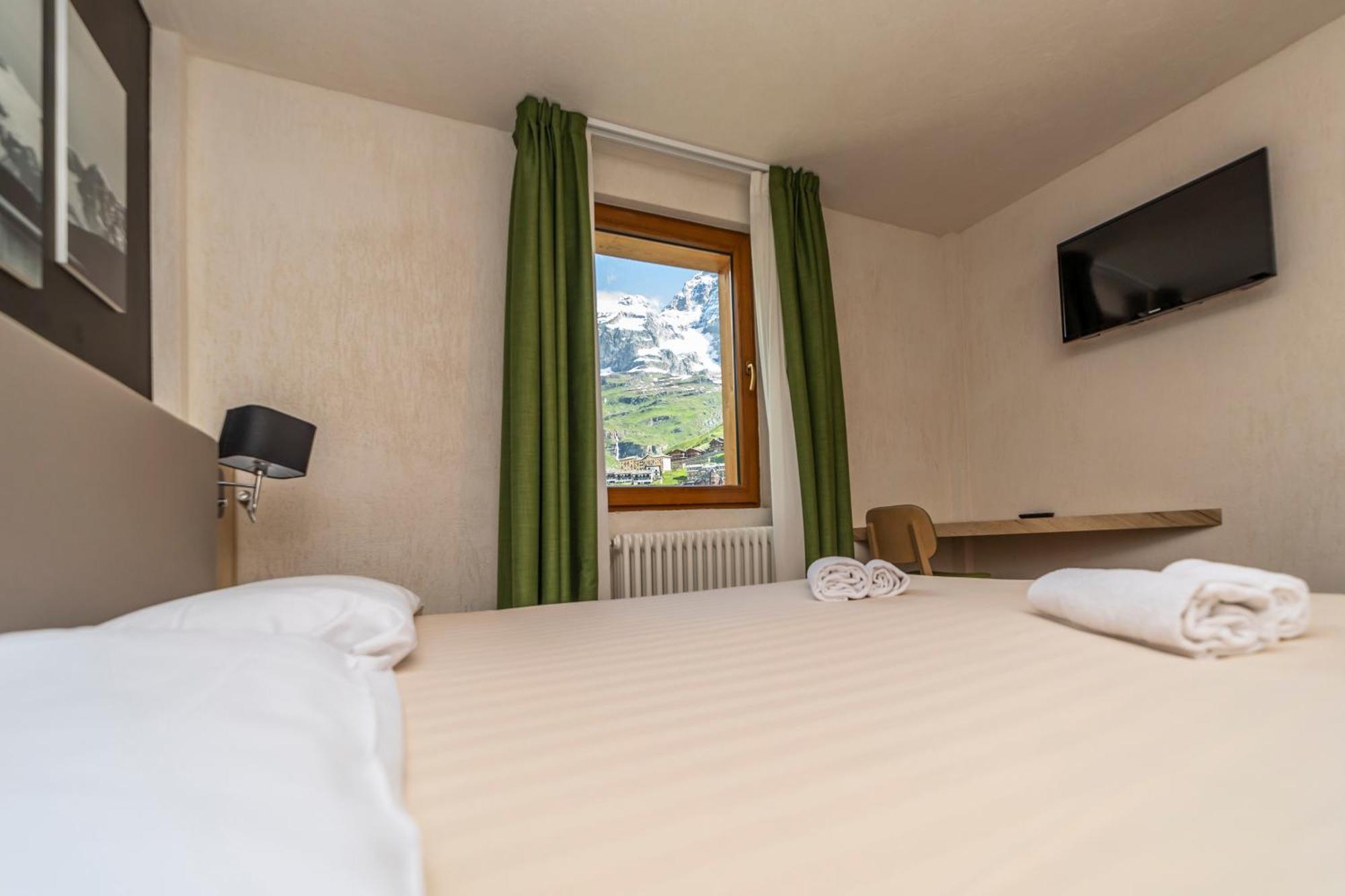 Hotel Petit Palais Breuil-Cervinia Exterior foto