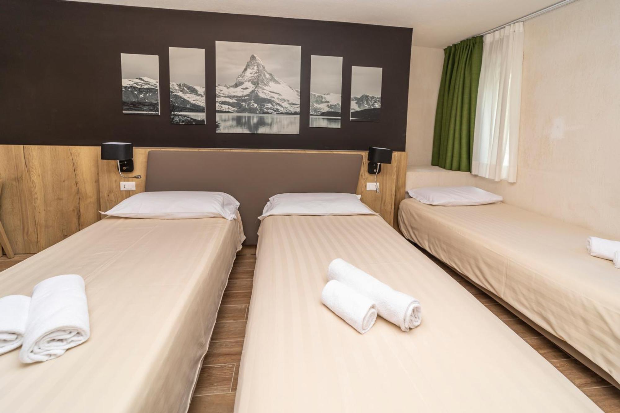 Hotel Petit Palais Breuil-Cervinia Quarto foto